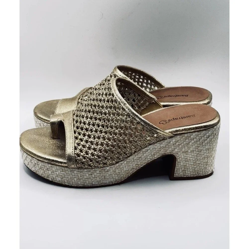 Baretraps Womens Size 7 Gold Metallic Platform Sandals Woven Boho 3” Heel